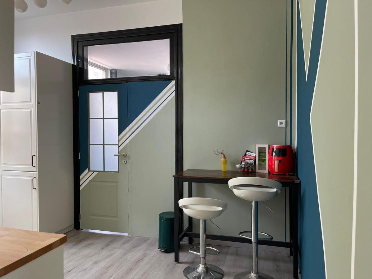 Large Room In House W Shared Kitchen & Bathroom W Free Parking Bluecard Antwerpen Bagian luar foto